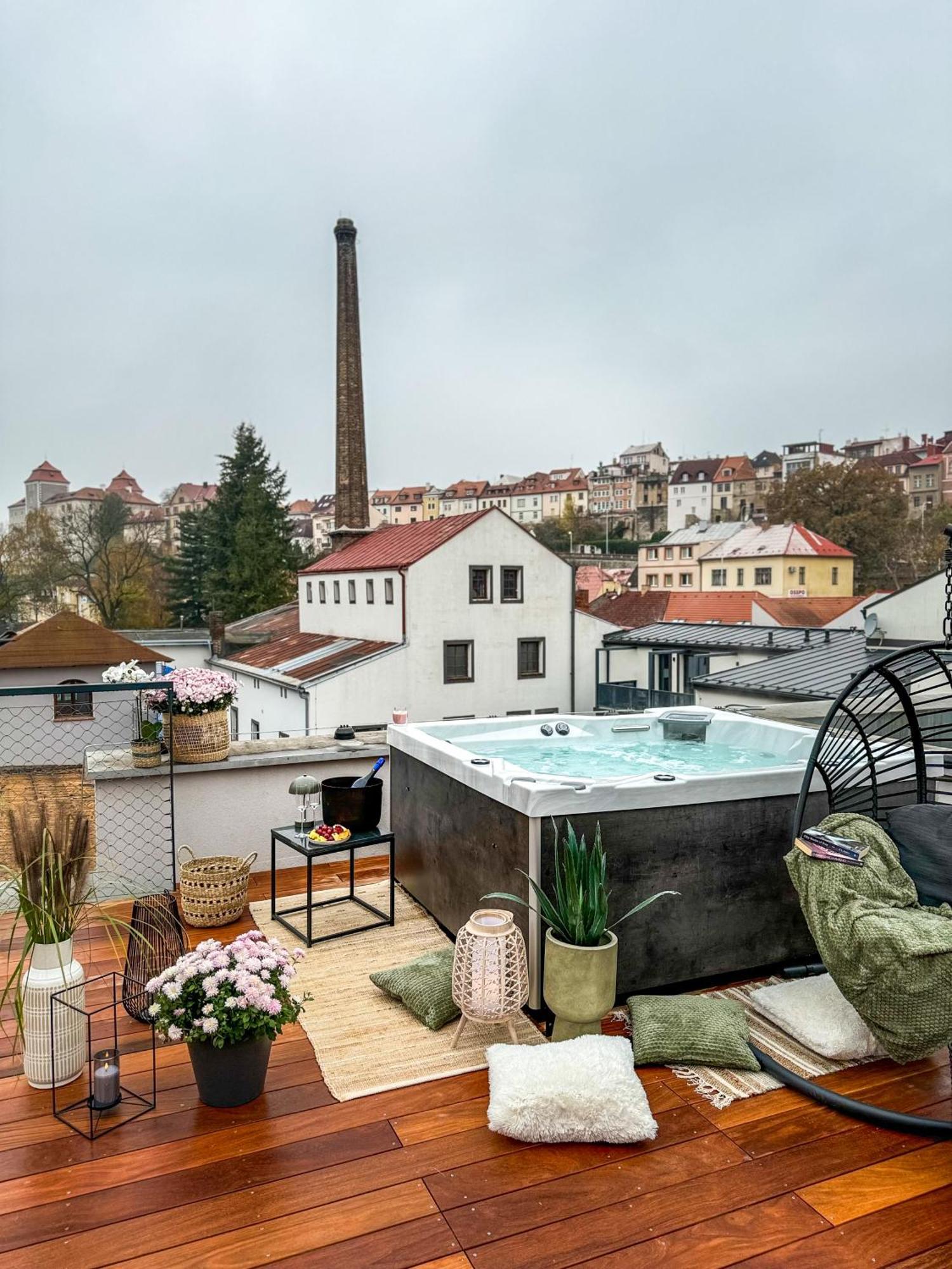 Mladá Boleslav Aparthotel Na Klenici المظهر الخارجي الصورة